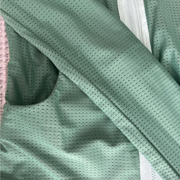 Lululemon reversible matching set - Picture 7 of 12